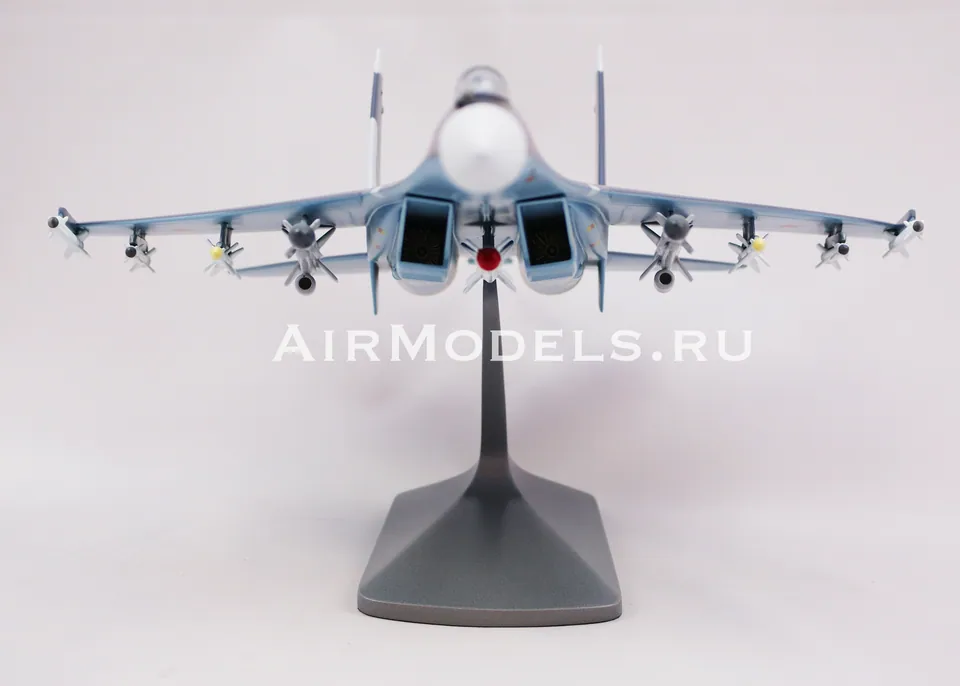 Модель самолета Су-35 (Масштаб 1:48) — фото 5