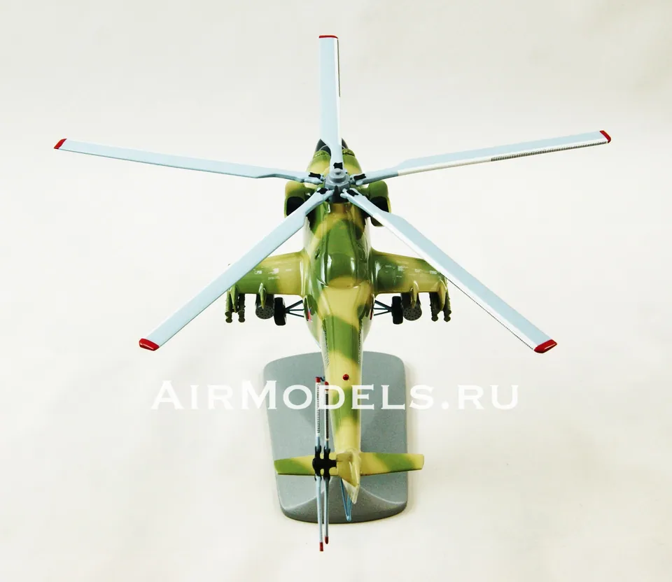 Модель вертолета Ми-35М (Масштаб 1:48, в камуфляжной окраске) — фото 2