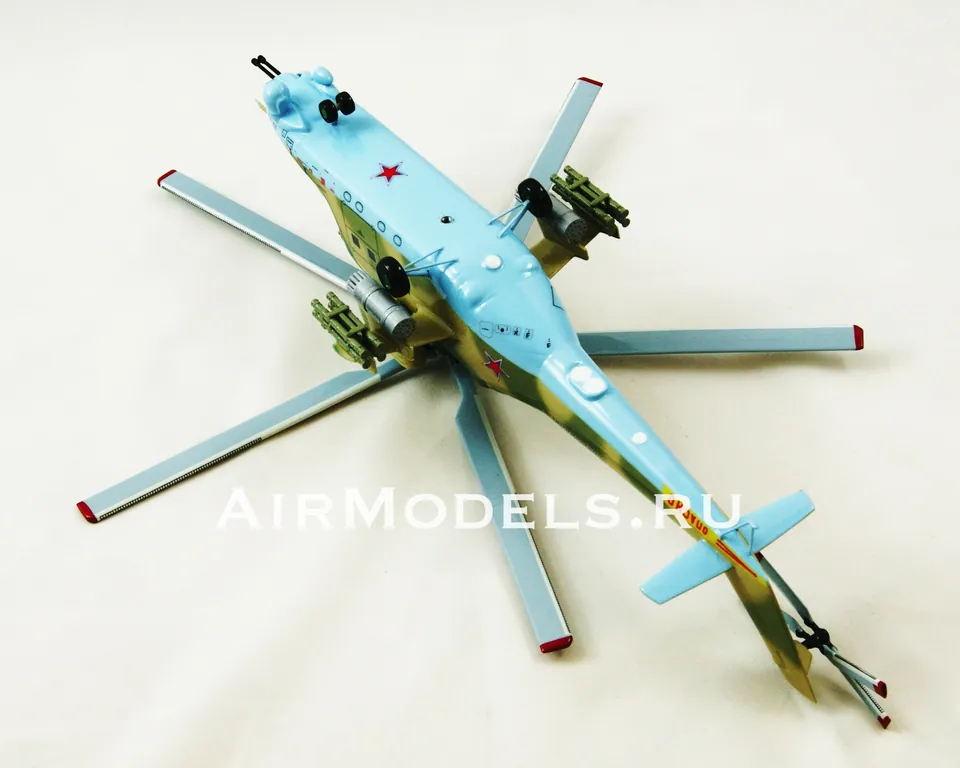 Модель вертолета Ми-35М (Масштаб 1:48, в камуфляжной окраске) — фото 3