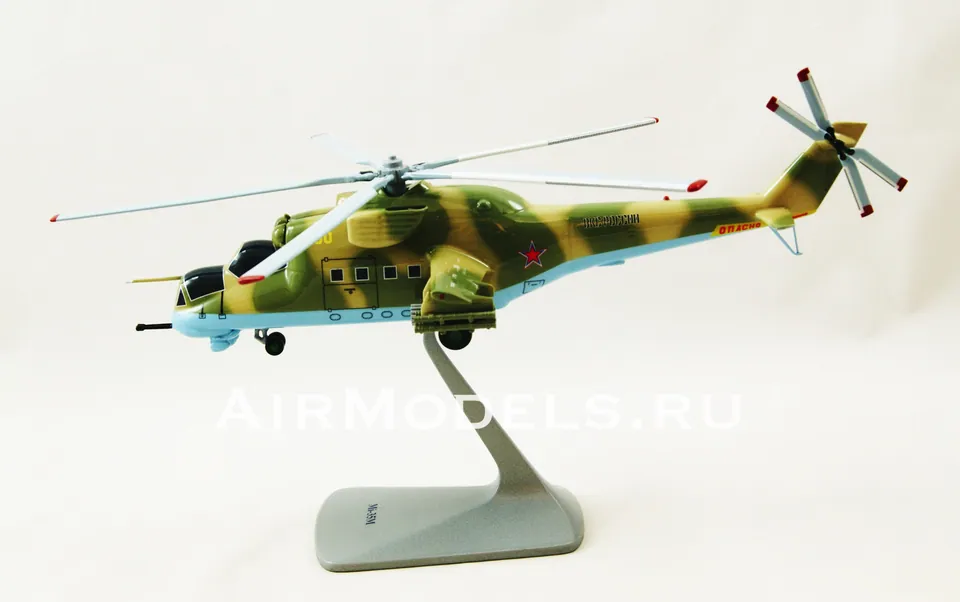 Модель вертолета Ми-35М (Масштаб 1:48, в камуфляжной окраске) — фото 7
