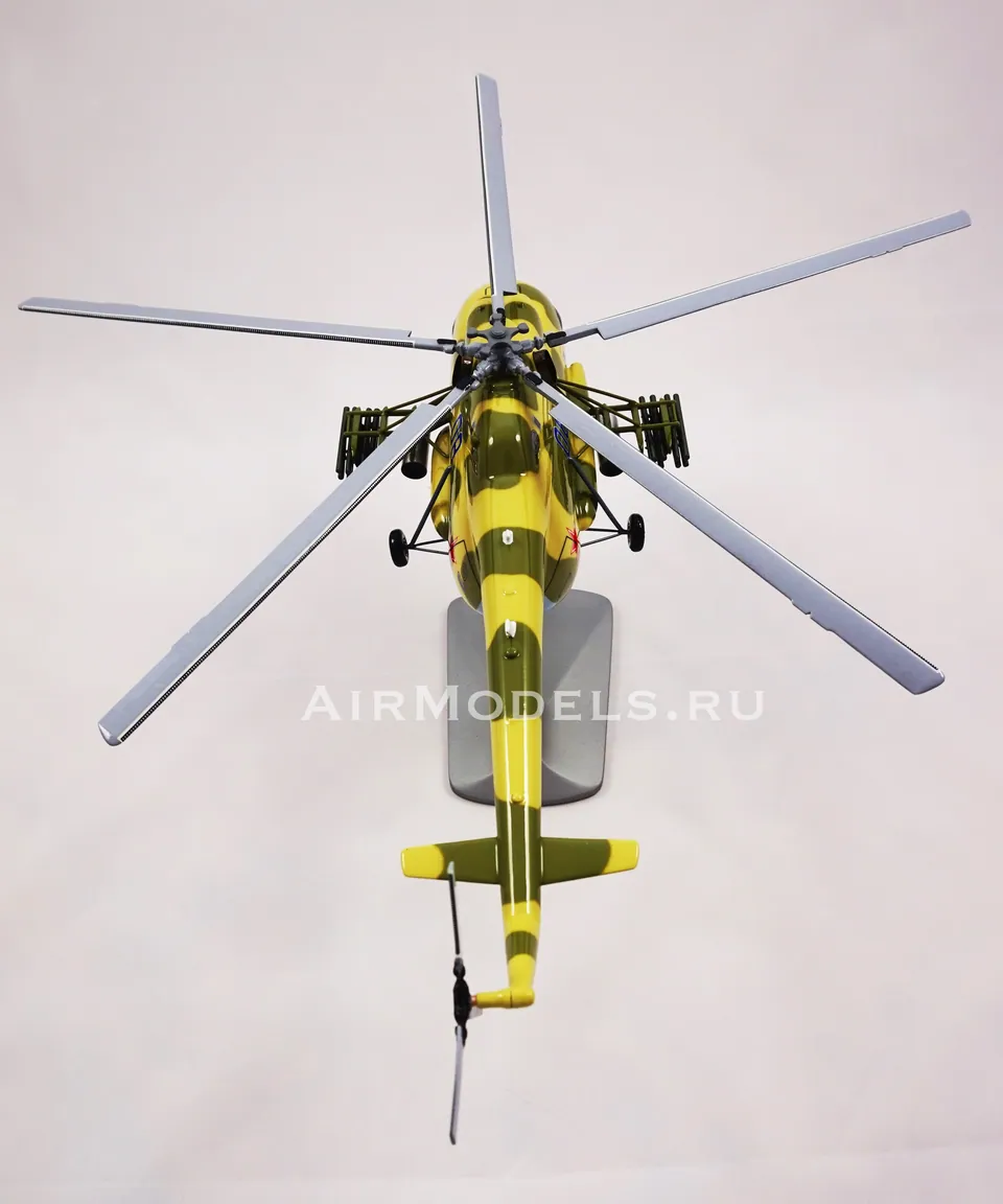Модель вертолета Ми-8 (Масштаб 1:48) — фото 4
